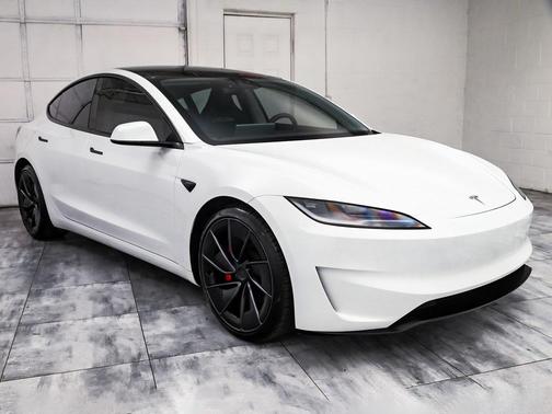 2024 Tesla Model 3 Performance
