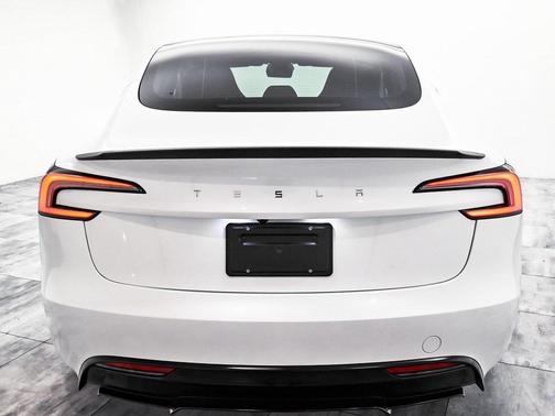 2024 Tesla Model 3 Performance