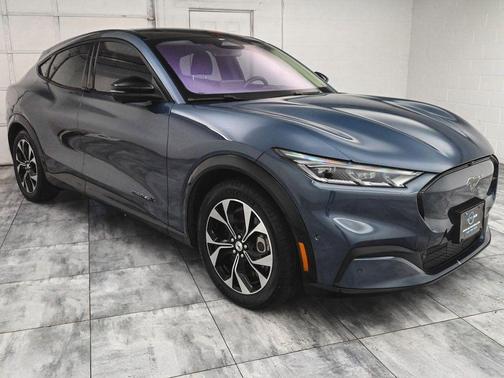 2021 Ford Mustang Mach-E Premium
