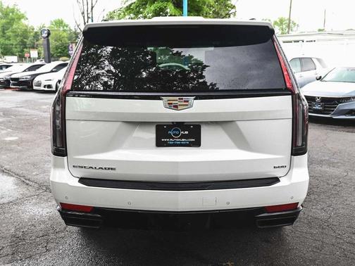 2022 Cadillac Escalade Sport Platinum