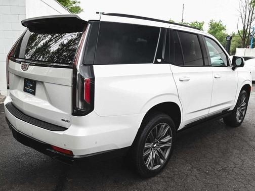 2022 Cadillac Escalade Sport Platinum