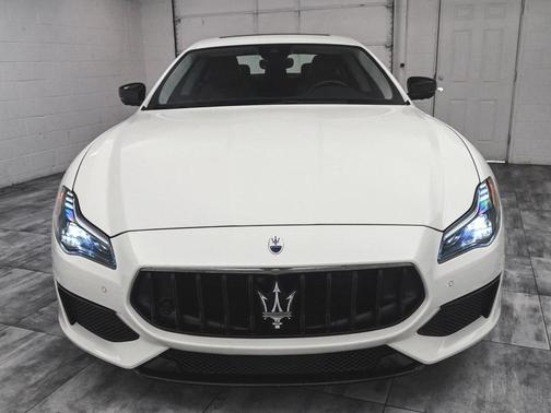 2022 Maserati Quattroporte Modena Q4