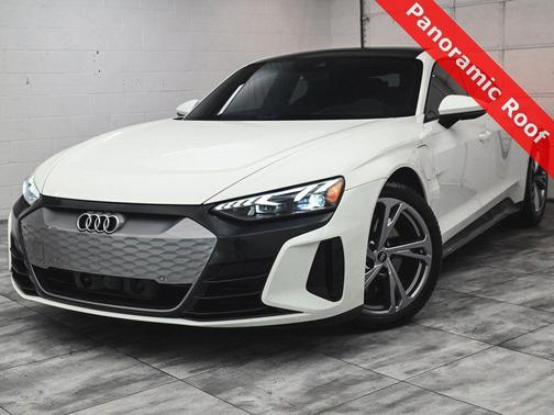 2022 Audi e-tron GT Premium Plus