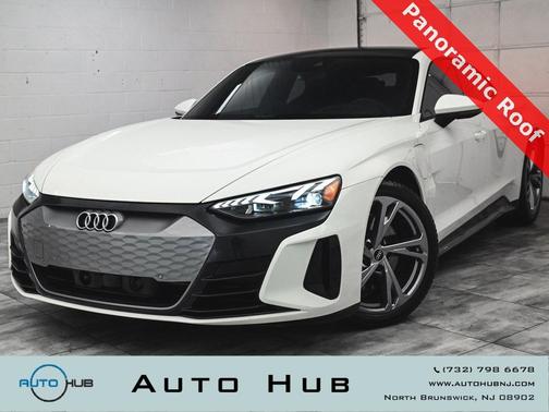 2022 Audi e-tron GT Premium Plus