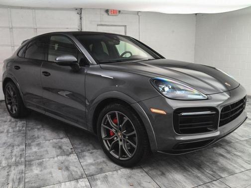 2023 Porsche Cayenne GTS