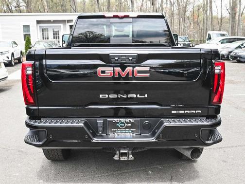 2024 GMC Sierra 2500 Denali