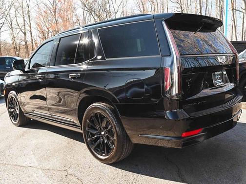 2024 Cadillac Escalade Sport