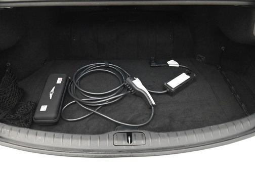 2024 Genesis Electrified G80 Advanced