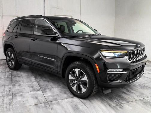 2023 Jeep Grand Cherokee 4xe Base