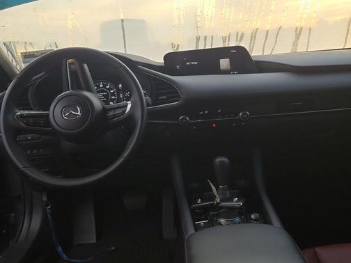 2024 Mazda Mazda3 2.5 S Carbon Edition
