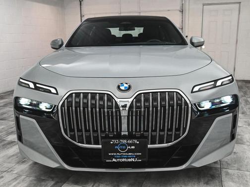 2024 BMW 740 i xDrive