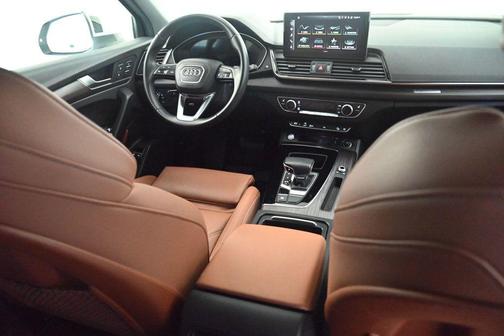 2022 Audi Q5 e 55 S line quattro Premium