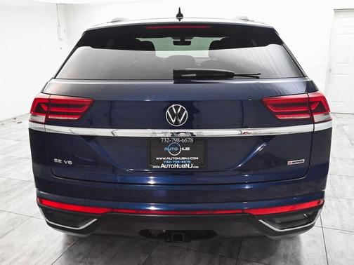 2022 Volkswagen Atlas Cross Sport 3.6L V6 SE w/Technology