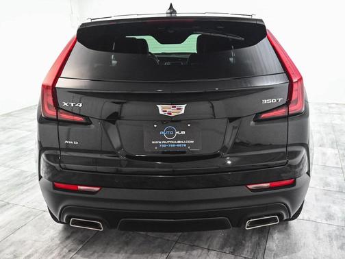 2023 Cadillac XT4 Luxury