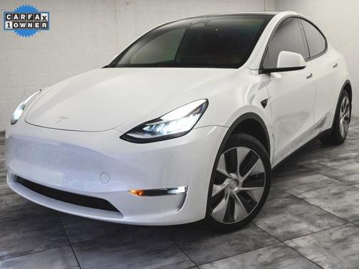 2023 Tesla Model Y Long Range