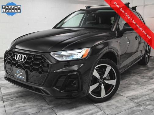 2022 Audi Q5 45 S line Premium Plus