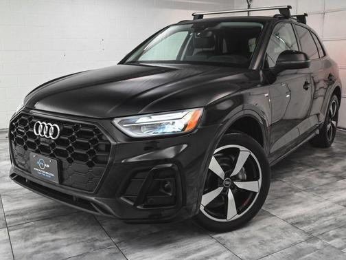 2022 Audi Q5 45 S line Premium Plus
