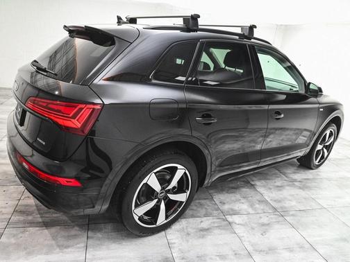 2022 Audi Q5 45 S line Premium Plus