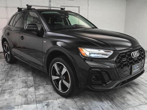 2022 Audi Q5 45 S line Premium Plus