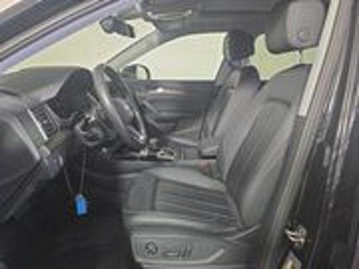 2022 Audi Q5 45 S line Premium Plus