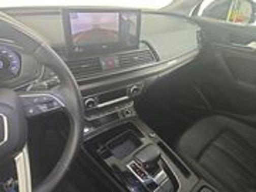 2022 Audi Q5 45 S line Premium Plus