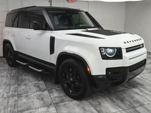 2023 Land Rover Defender 110 X-Dynamic SE