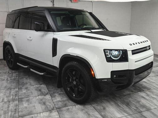 2023 Land Rover Defender X-DYNAMIC SE