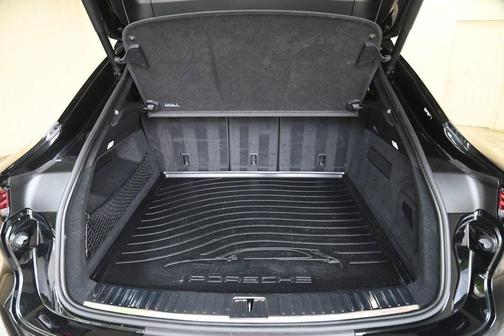 2024 Porsche Cayenne AWD