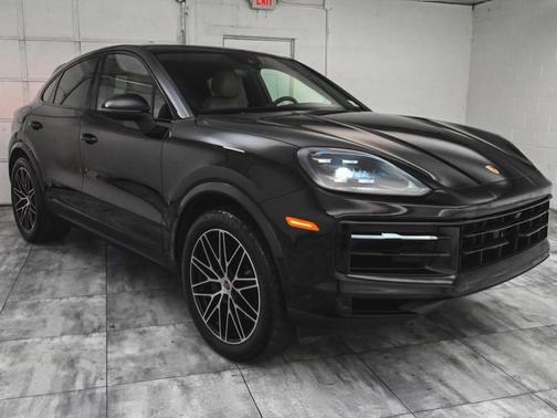 2024 Porsche Cayenne AWD