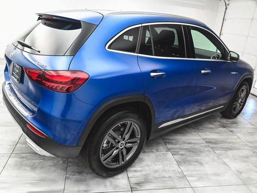 2025 Mercedes-Benz GLA 250 Base 4MATIC