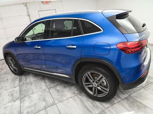 2025 Mercedes-Benz GLA 250 Base 4MATIC