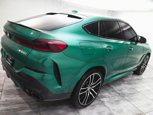 2024 BMW X6 M60i