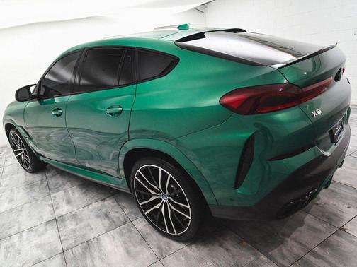 2024 BMW X6 M60i