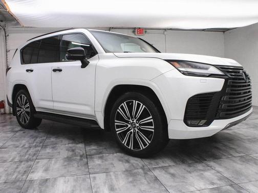 2022 Lexus LX 600 Luxury