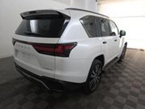 2022 Lexus LX 600 Luxury