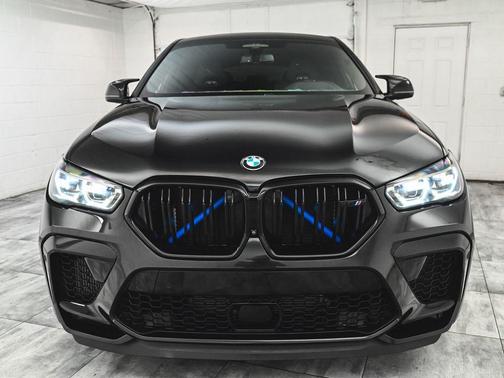 Black Sapphire Metallic 2022 BMW X6 M Base