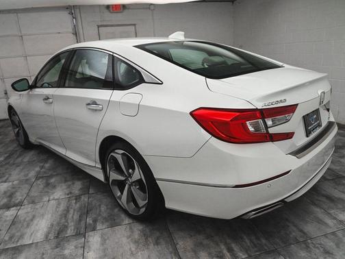 2018 Honda Accord Touring 2.0T