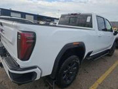 2024 GMC Sierra 2500 AT4