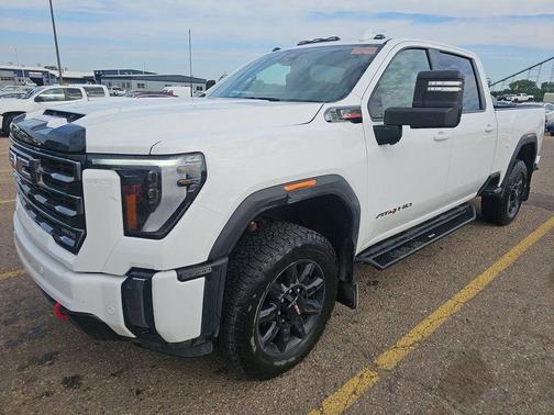 2024 GMC Sierra 2500 AT4