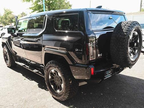 2025 GMC HUMMER EV SUV 2X
