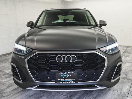 2023 Audi Q5 45 S line Premium Plus