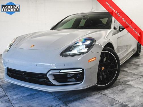 2021 Porsche Panamera Turbo S