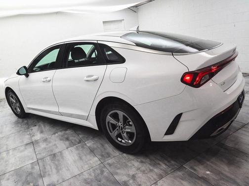 2023 Kia K5 LXS
