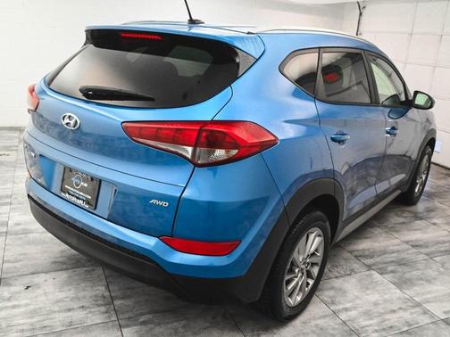 2017 Hyundai TUCSON SE