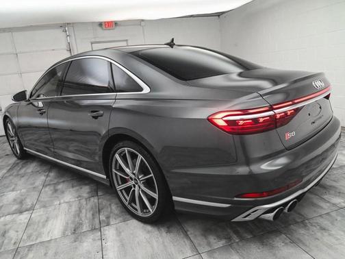 2023 Audi S8 4.0T quattro