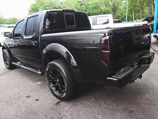 2021 Nissan Frontier SV