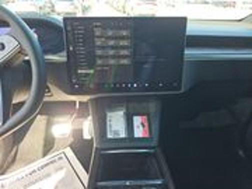 2023 Tesla Model X Base