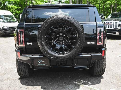 2024 GMC HUMMER EV SUV 2X