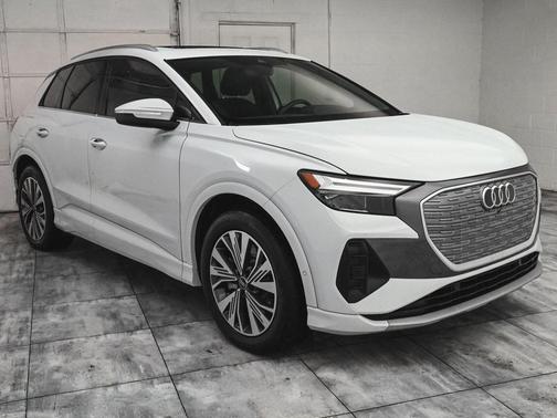 2023 Audi Q4 e-tron 40 Premium Plus