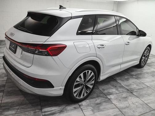 2023 Audi Q4 e-tron 40 Premium Plus